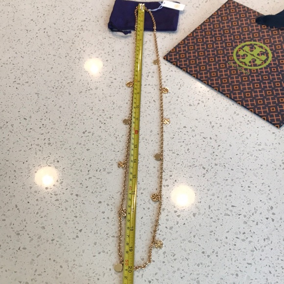 NWT Tory Burch Gold Logo Charm Rosary Necklace - Picture 5 of 7